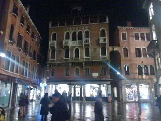 Le Tango Venice